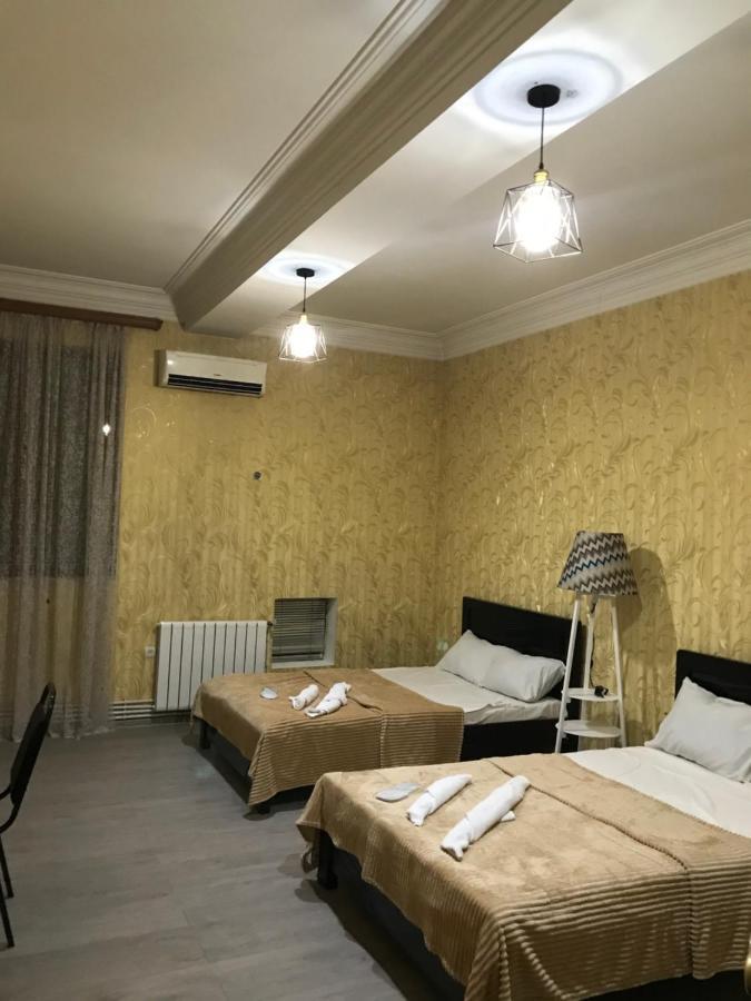 Rostus Hotel Tbilisi Exterior photo